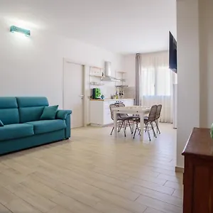 Station - Fanale Apartament