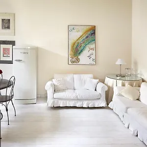 https://prestige-boutique-homes-arco-della-pace.it-lombardy.com