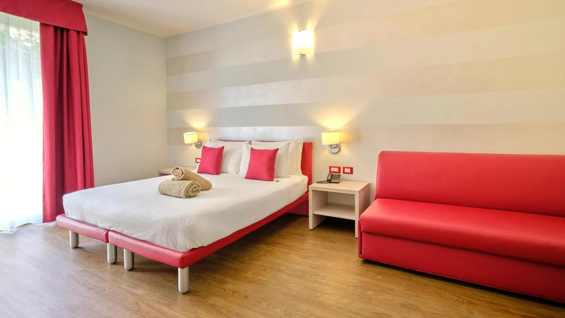 Hotel Eden Garda Гарда 4*,  Италия