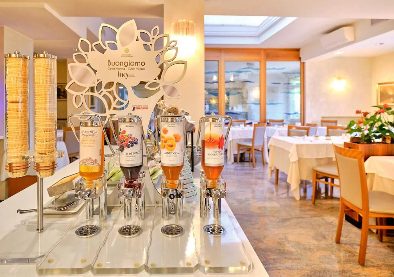 Hotel Eden Garda Гарда Италия