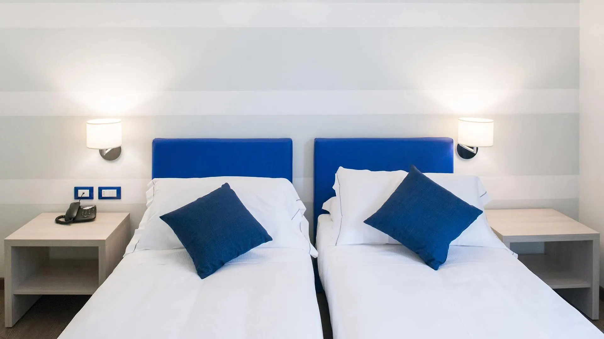 Hotel Eden Garda Гарда