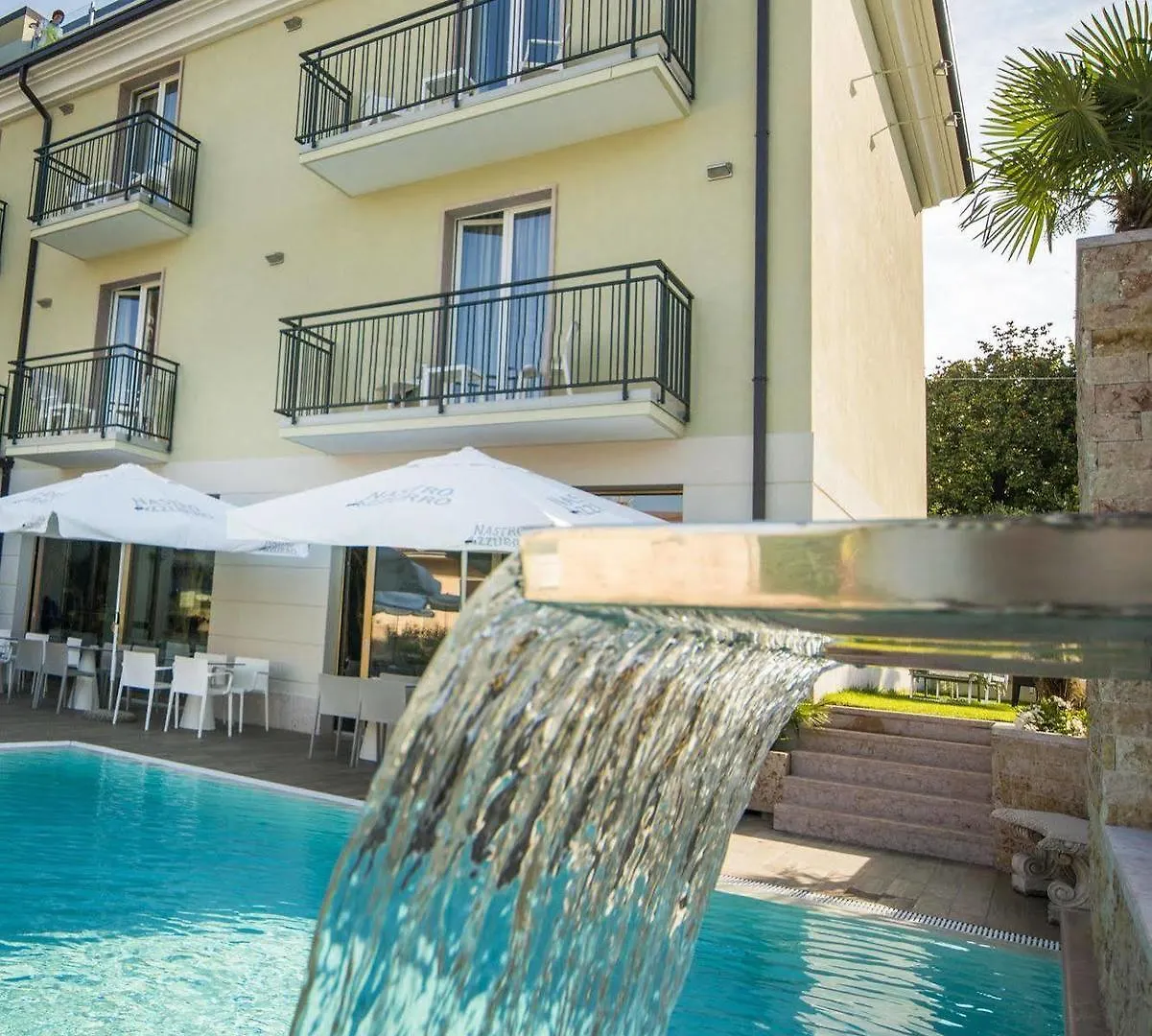 Hotel Eden Garda Гарда 4*,  Италия